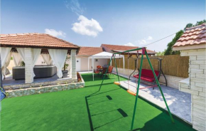 2 Bedroom Pet Friendly Home In Sukosan